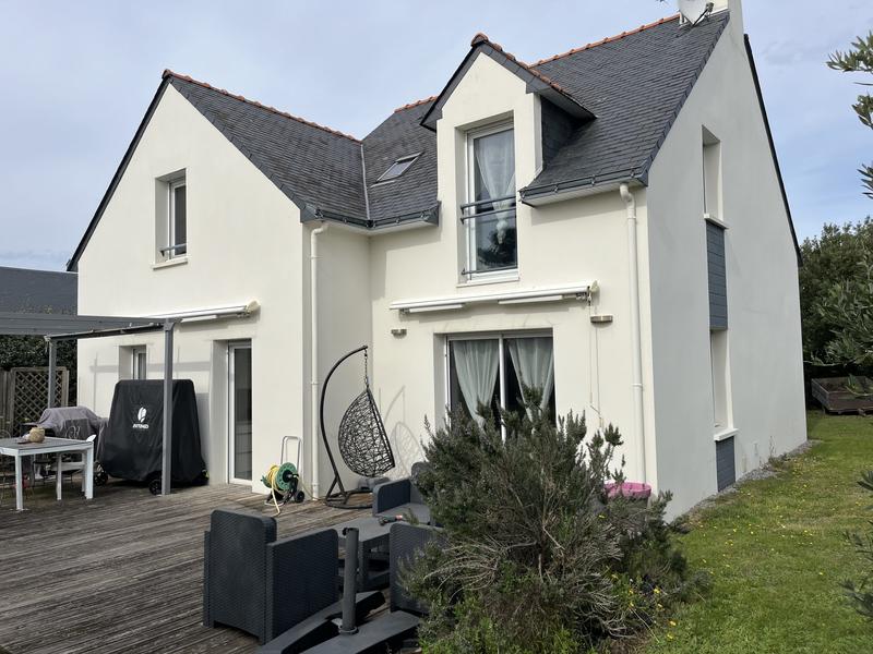 Maison contemporaine - 136 m² - 6 pièces