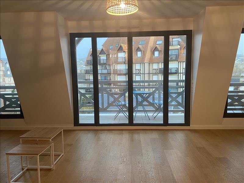 Studio - 37 m² - 1 pièce