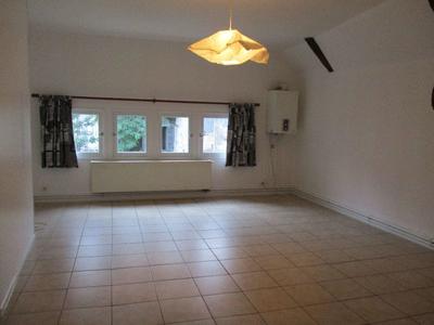 Appartement - 95 m² - 3 pièces