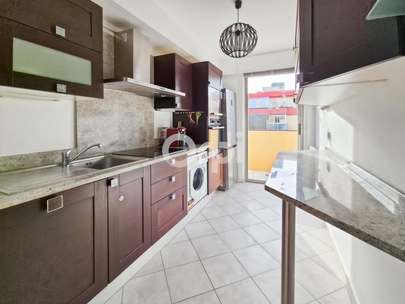 Appartement - 77 m² - 3 pièces