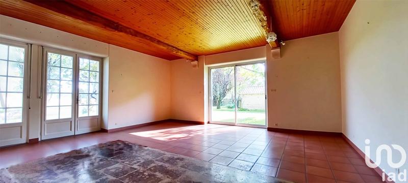 Maison - 209 m² - 7 pièces