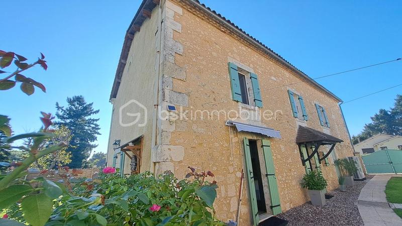 Maison chambre d'hôtes - 340 m² - 8 pièces