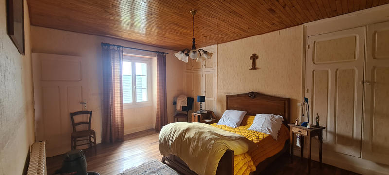 Maison - 135 m² - 6 pièces