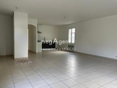 Maison - 79 m² - 3 pièces