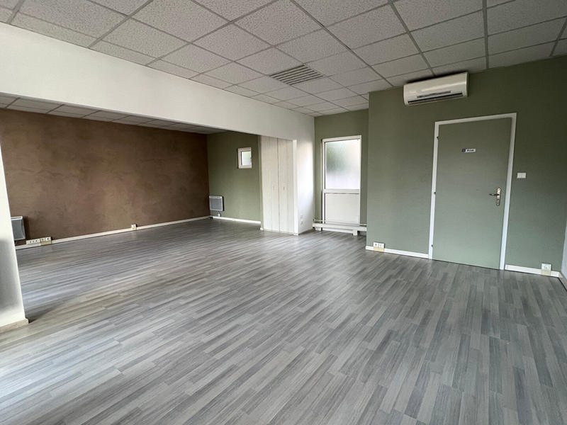 Local commercial - 51 m² - 2 pièces