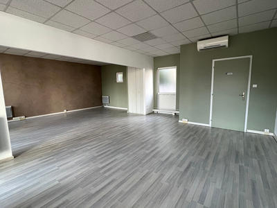 Local commercial - 51 m² - 2 pièces