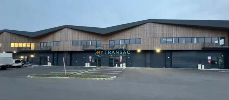 Local d'activités - 490 m²