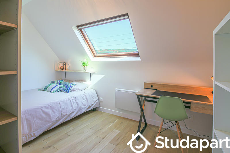 Chambre - 12 m² - 1 pièce