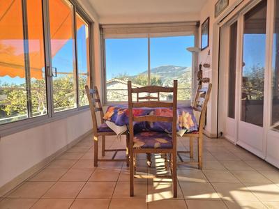 Appartement - 140 m² - 4 pièces