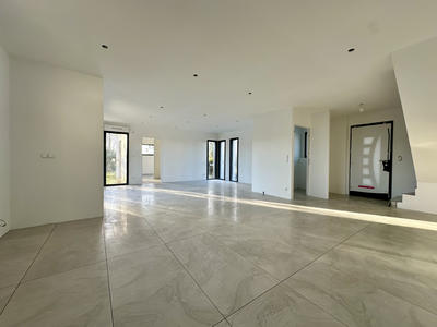 Maison - 123 m² - 6 pièces