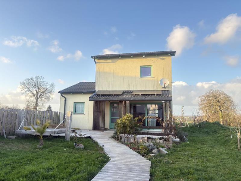 Pavillon - 85 m² - 4 pièces