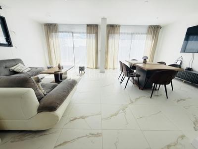 Maison - 149 m² - 6 pièces