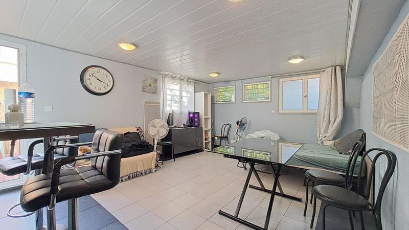 Maison - 224 m² - 8 pièces