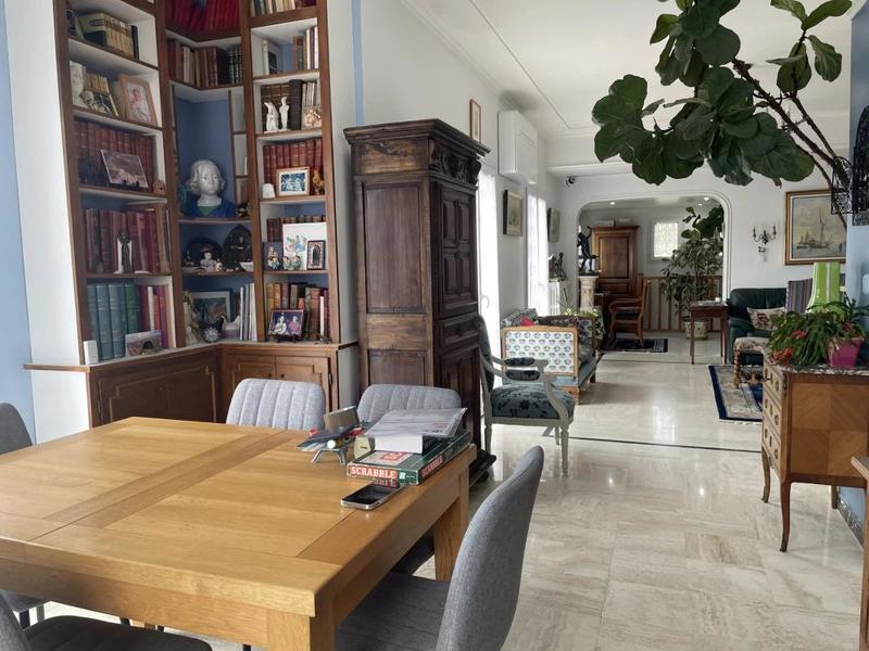 Villa - 172 m² - 5 pièces