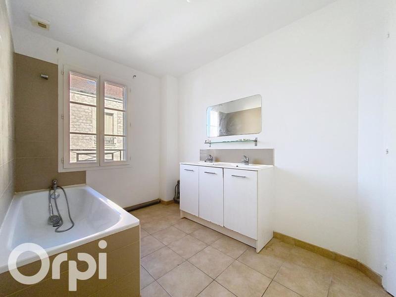 Maison - 86 m² - 4 pièces