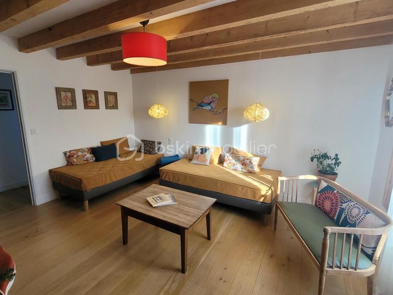 Maison de village - 361 m² - 12 pièces