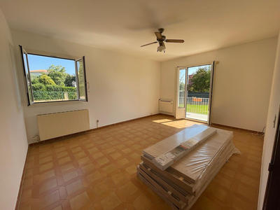 Villa - 200 m² - 10 pièces