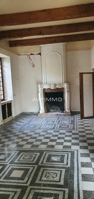 Maison - 260 m² - 9 pièces