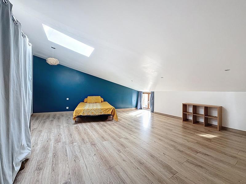 Maison - 160 m² - 6 pièces