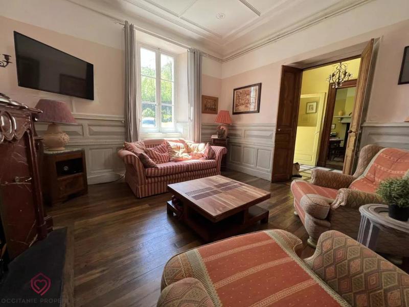 Manoir - 284 m² - 15 pièces