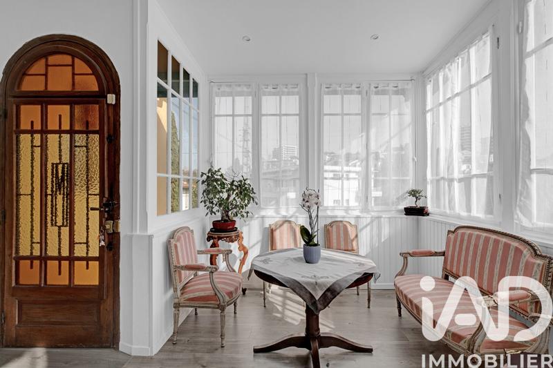 Maison de ville - 138 m² - 6 pièces