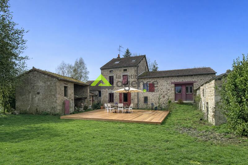 Maison de village - 195 m² - 8 pièces