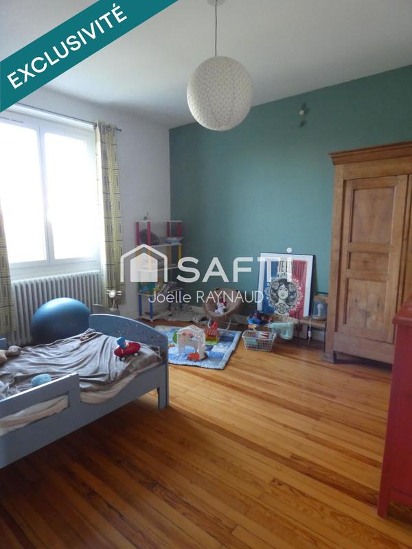 Maison - 137 m² - 6 pièces