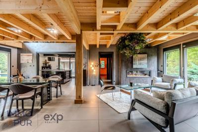 Maison d'architecte - 219 m² - 6 pièces