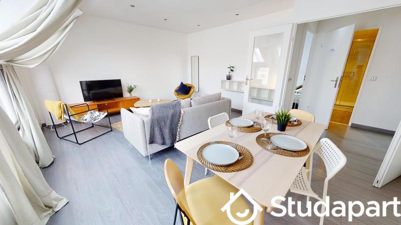 Chambre - 11 m² - 1 pièce