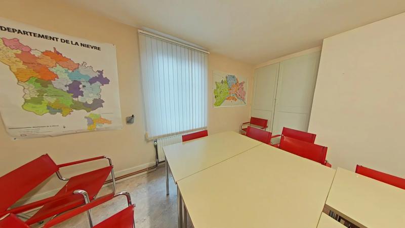 Maison - 217 m² - 8 pièces