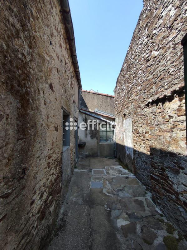 Maison - 102 m² - 4 pièces