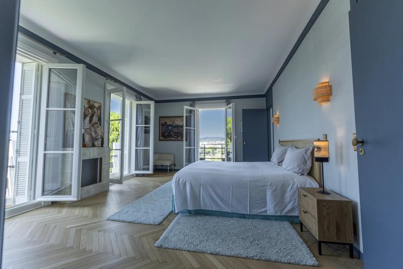 Villa - 498 m² - 15 pièces