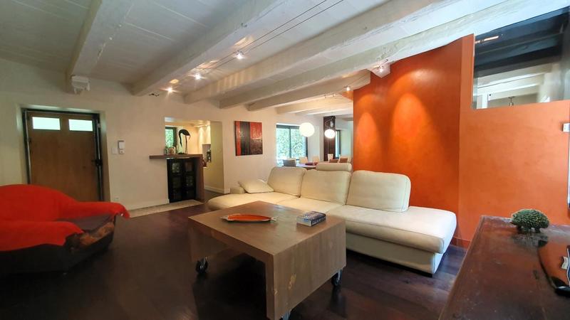 Moulin - 218 m² - 8 pièces