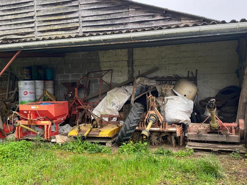 Maison - 313 m² - 8 pièces