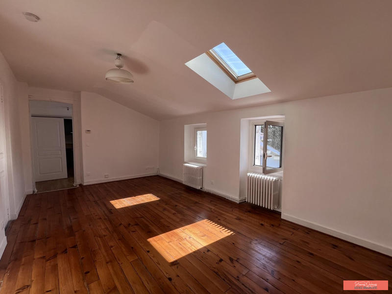 Appartement - 88 m² - 4 pièces