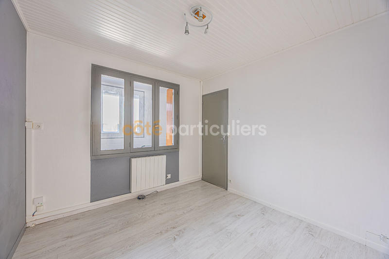 Maison - 92 m² - 5 pièces