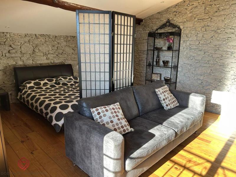 Maison de village - 405 m² - 13 pièces