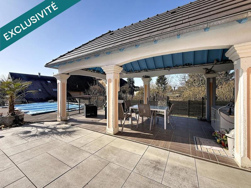 Maison - 440 m² - 10 pièces