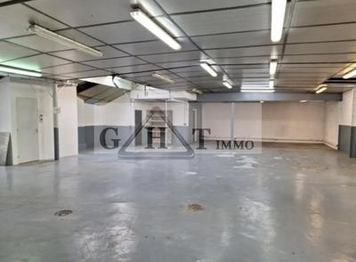Entrepôt - 224 m²