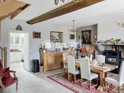 Maison - 147 m² - 6 pièces