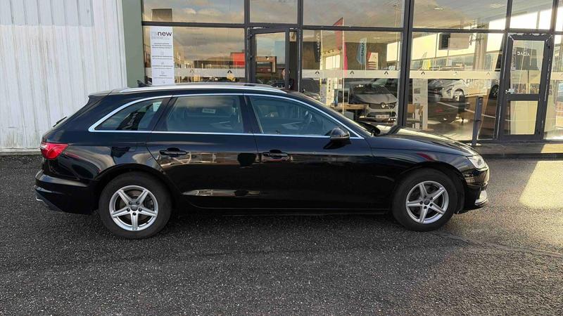 Audi A4 Avant 30 tdi 150 Business Line