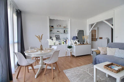 Appartement - 85 m² - 5 pièces