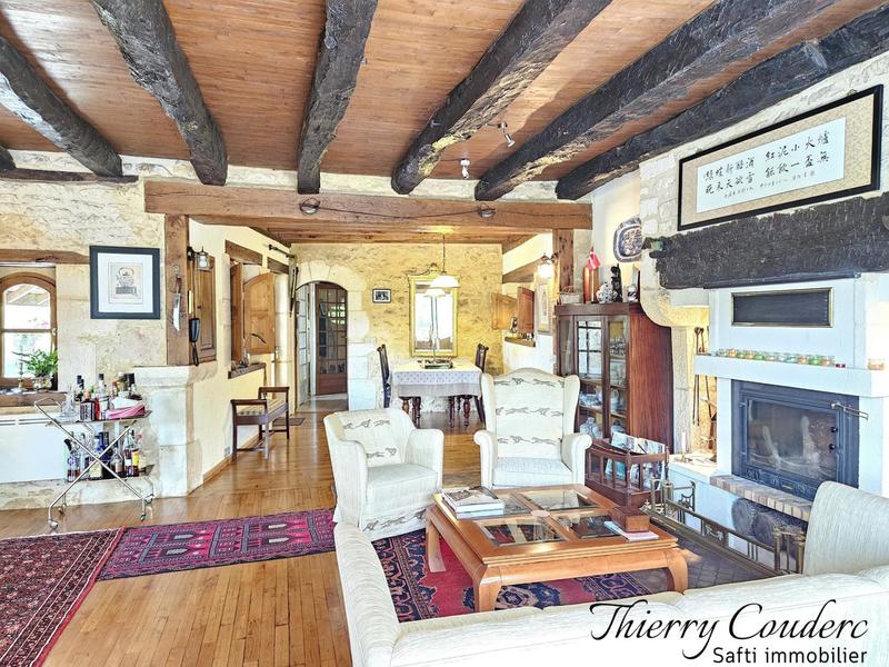 Maison - 190 m² - 7 pièces