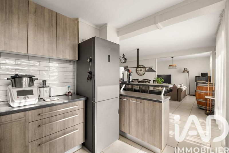 Appartement - 81 m² - 4 pièces