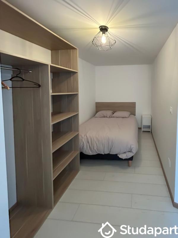 Chambre - 15 m² - 1 pièce