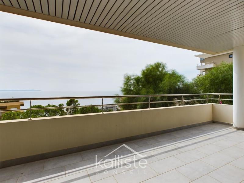 Appartement - 125 m² - 4 pièces