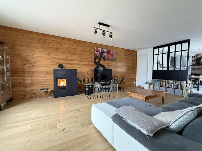 Maison - 276 m² - 5 pièces