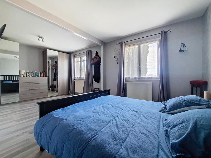 Maison - 236 m² - 6 pièces