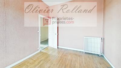 Maison - 300 m² - 13 pièces