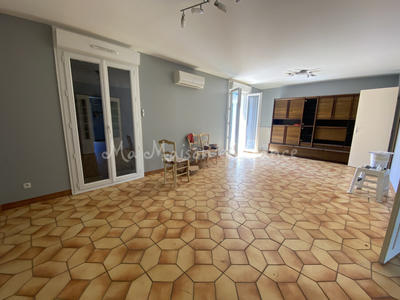 Maison - 102 m² - 6 pièces